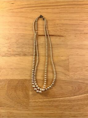 Elegant Double-Strand Pearl Necklace - Cream Pearls